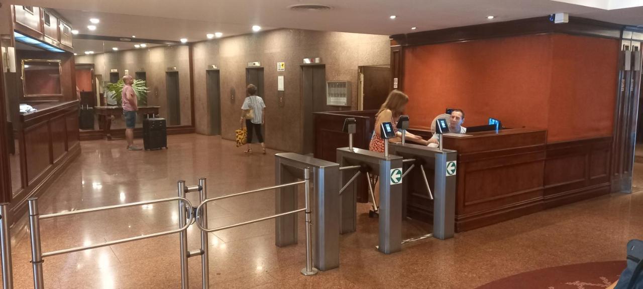 Tango Pop Junto Al Obelisco En 820 Avenida Corrientes Apartman Buenos Aires Kültér fotó